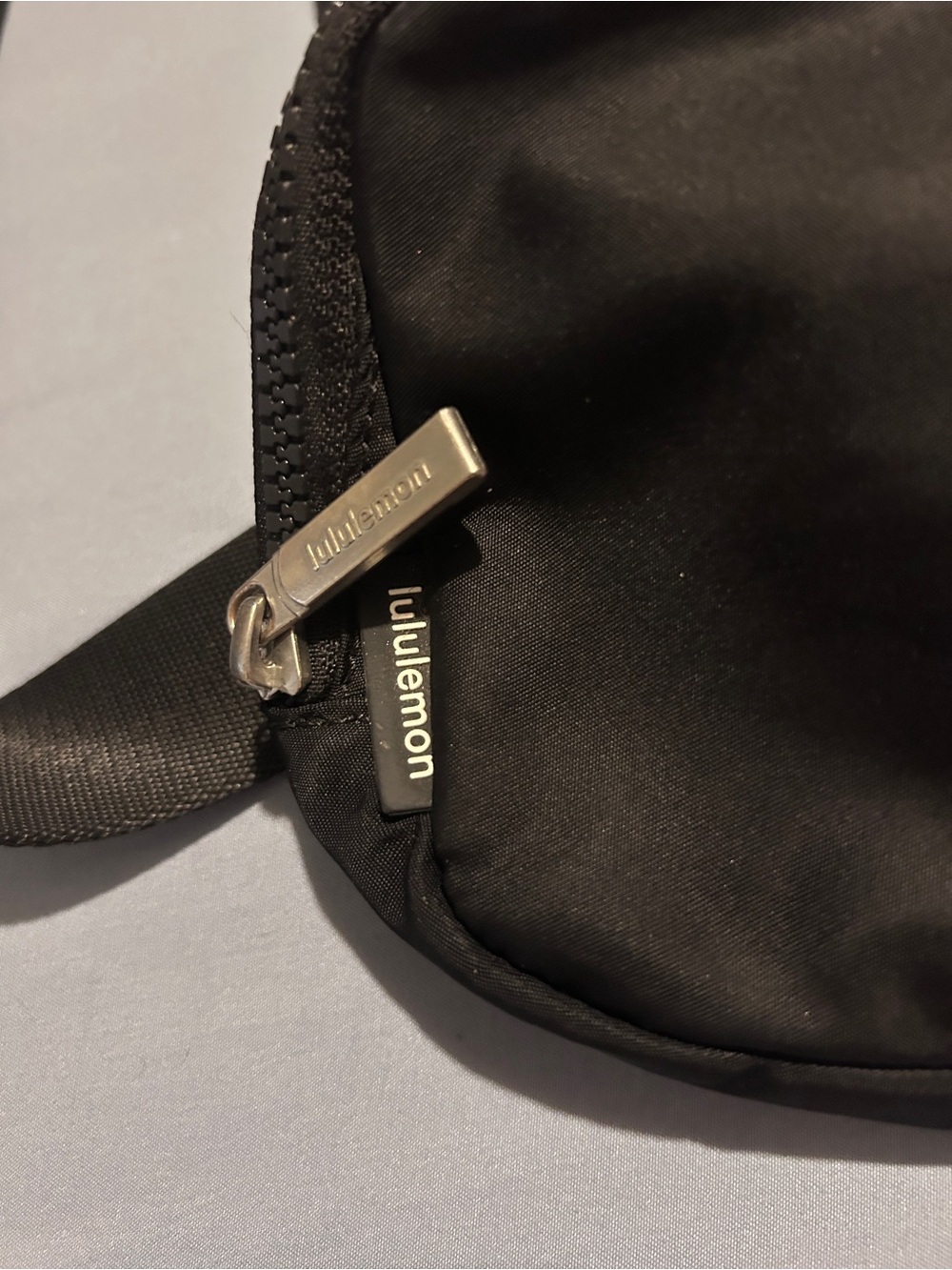 lululemon athletica Black Crossbody Sling Bag - Picture 4 of 11